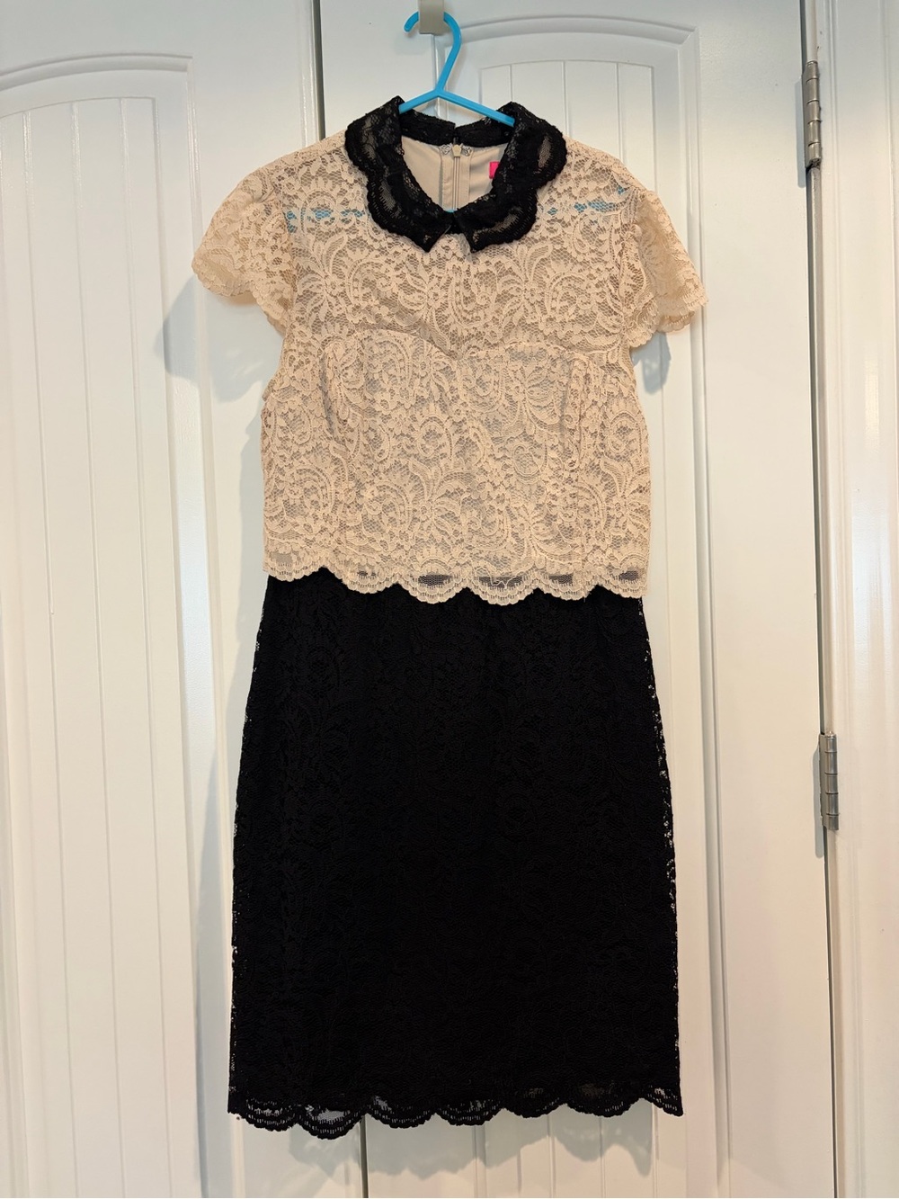 Betsey Johnson Black Lace Collar Cream Lace Dress 6